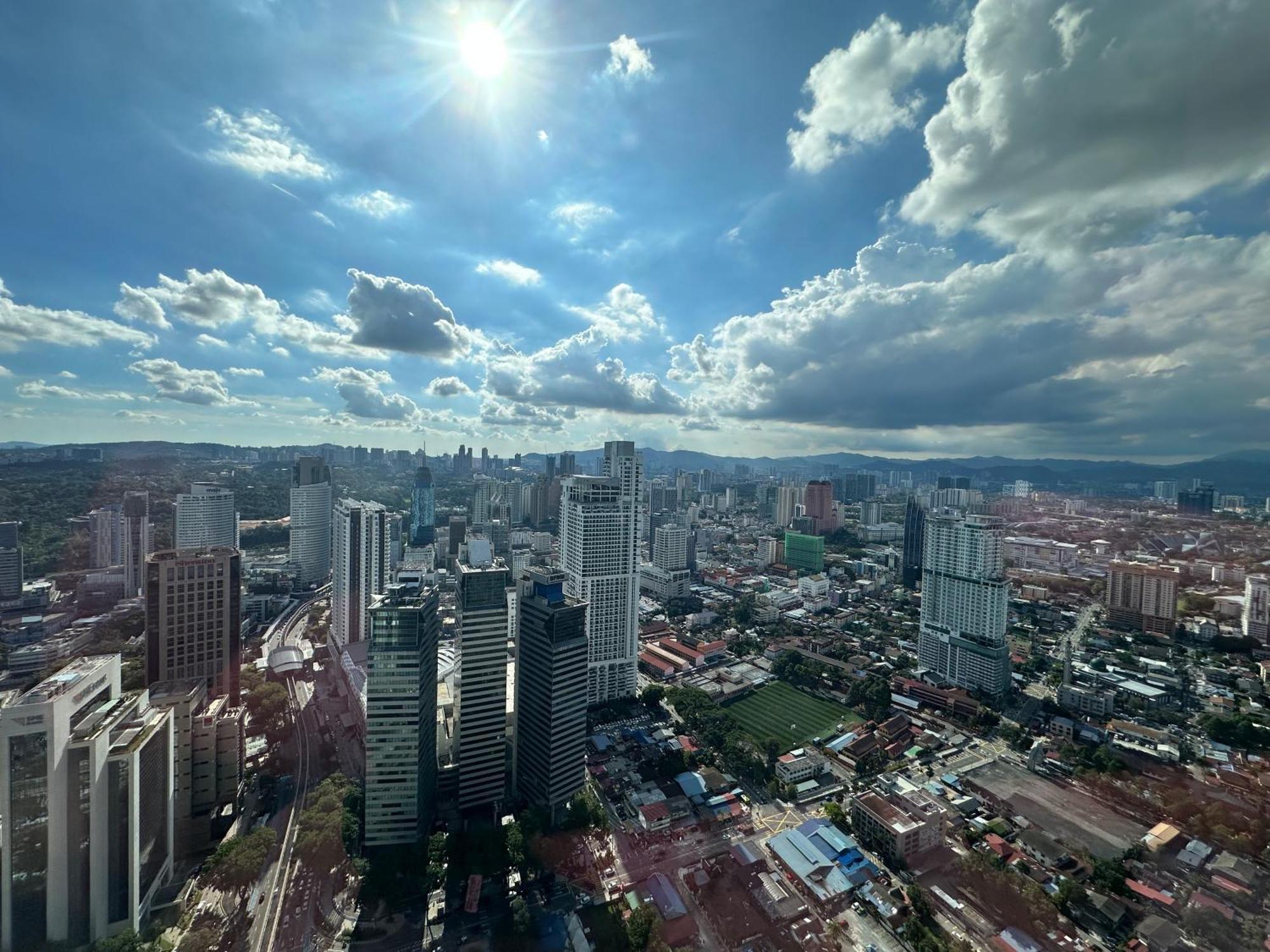 The Platinum Kuala Lumpur By Cozy White Apartment Екстериор снимка